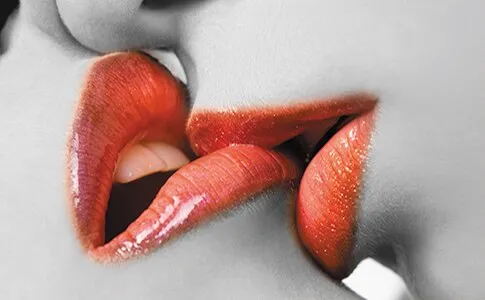 ShhhOb Soft Kiss Studio photography printed on canvas Female Sex Toys