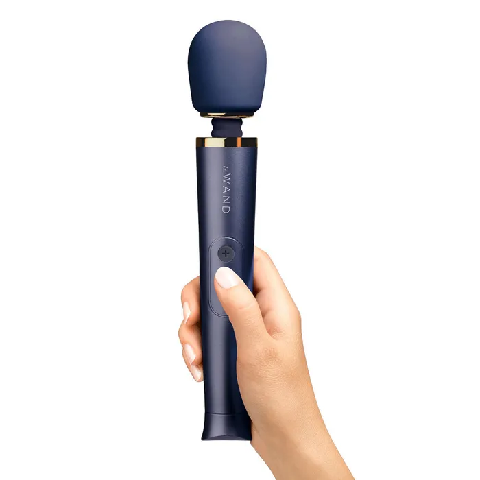 Le Wand Female Sex Toys Le Wand Petite Rechargeable Vibrating Wand Massager Le Wand Female Sex Toys Le Wand Petite Rechargeable Vibrating Wand Massager