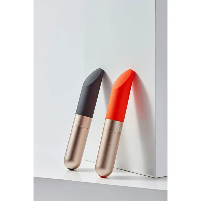 Vibrators Love Not War Amore by Love Not War